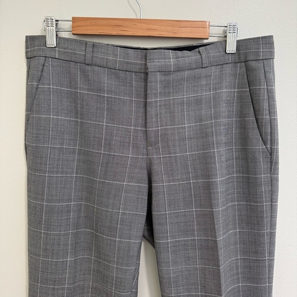 Banana Republic Gray Logan Trousers - Picture 4 of 6